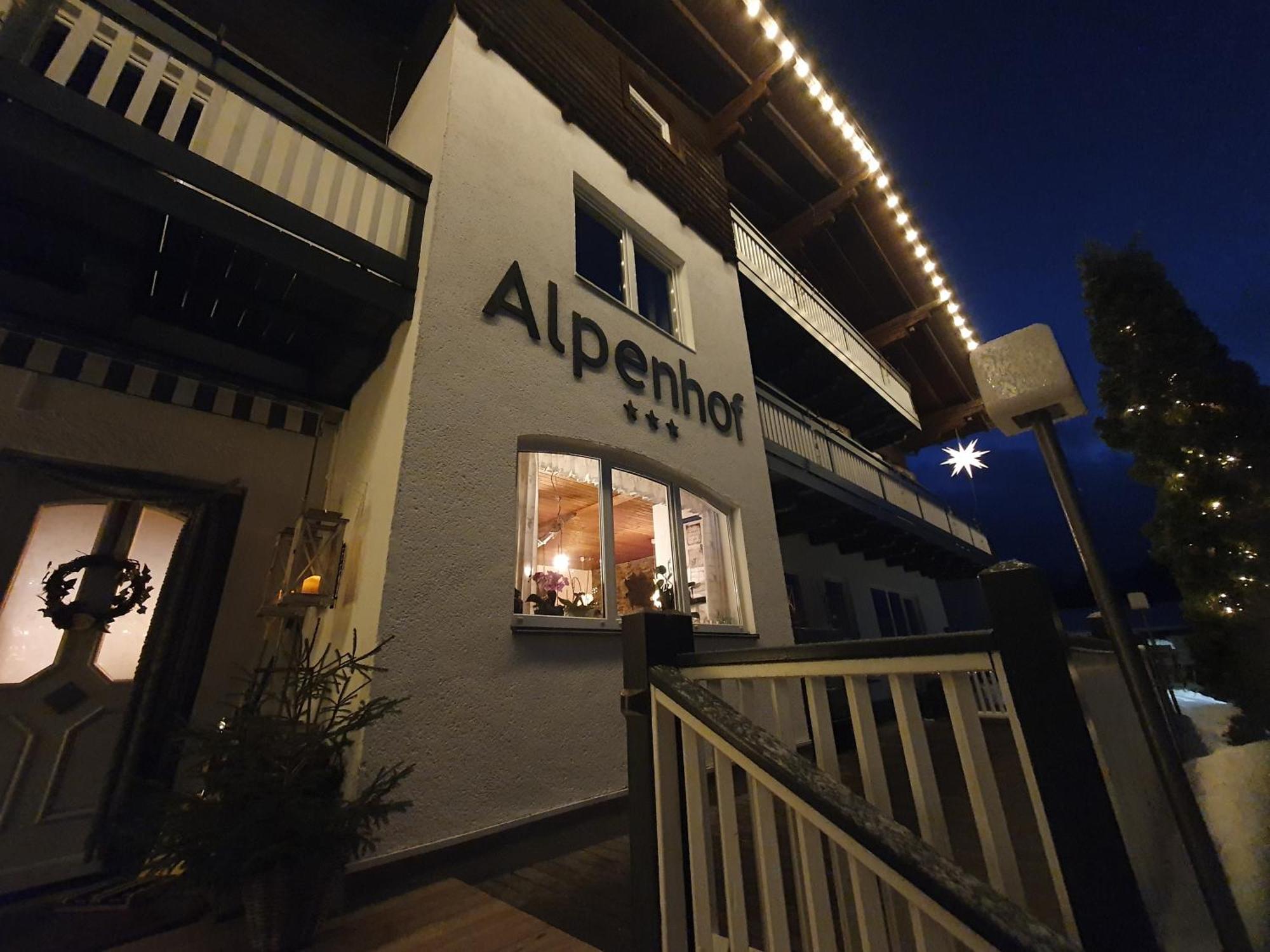 Boutique Hotel Alpenhof Sankt Martin am Tennengebirge Eksteriør bilde